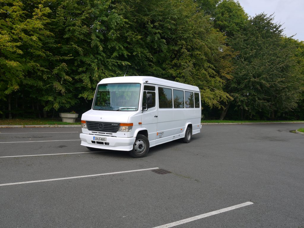 25 Seater